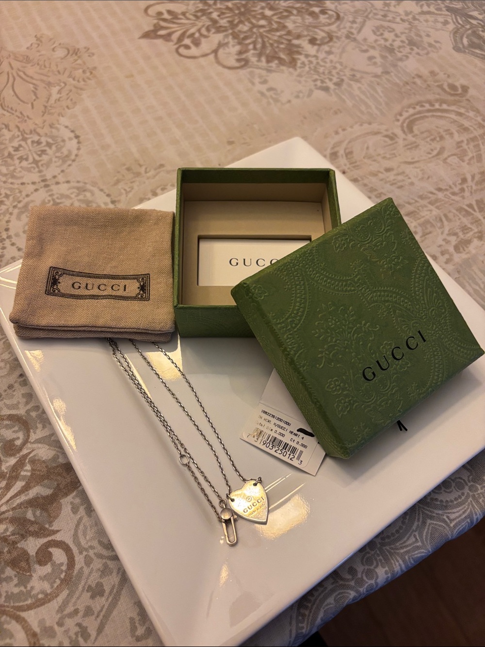 Gucci Silver Heart Necklace with Branded Pouch